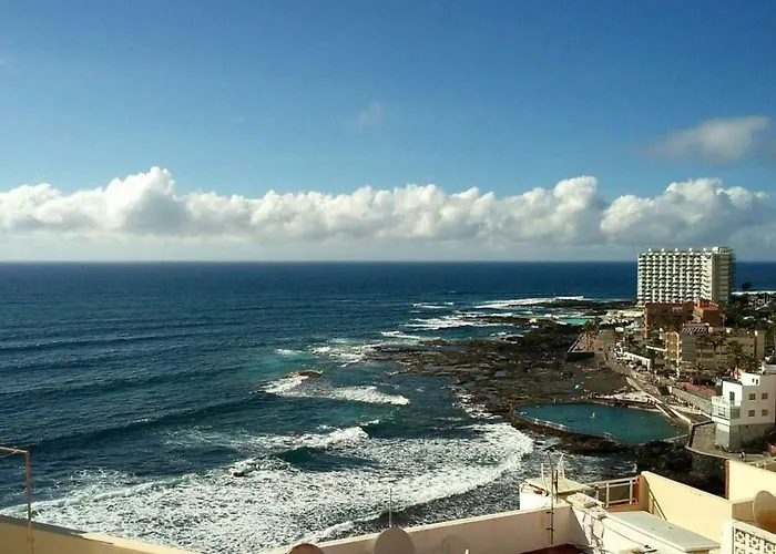 Apartment Surfing The Blue Ii *